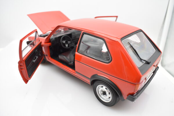 Modellino auto scala 1:18 VW GOLF GTE diecast modellismo da collezione - immagine 3