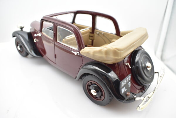 Modellino auto scala 1:18 CITROEN TRACTION TYPE 11 B diecast modellismo da collezione - immagine 9