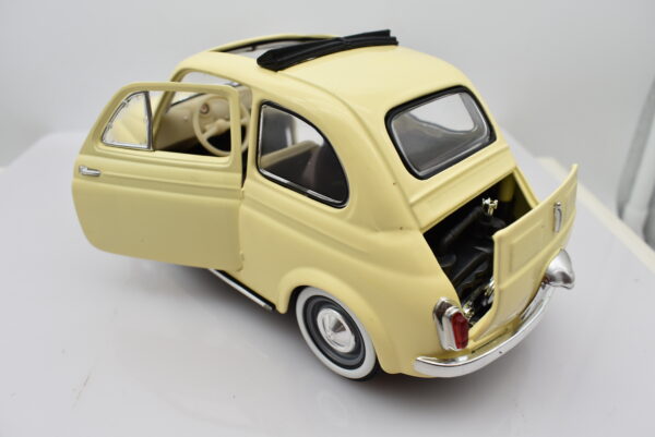 Modellino auto scala 1:16 1:18 FIAT 500 diecast modellismo da collezione - immagine 4