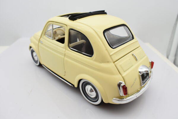 Modellino auto scala 1:16 1:18 FIAT 500 diecast modellismo da collezione - immagine 10