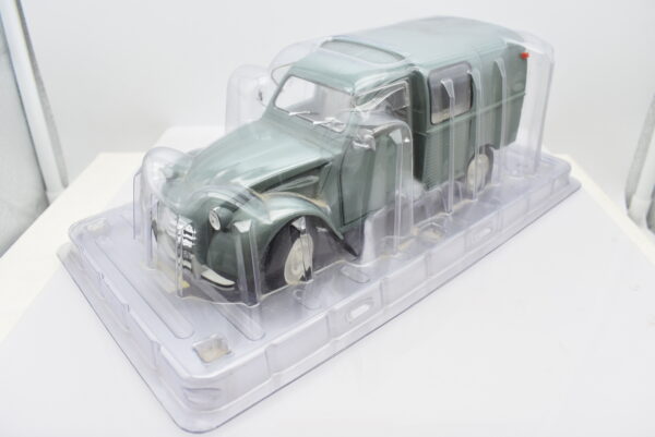 Modellino auto scala 1:18 CITROEN 2 CV CAMIONETTE diecast solido collezione - immagine 2