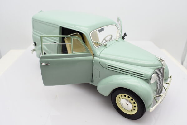 Modellino auto scala 1:18 renault juvaquatre CAMIONETTE diecast modellismo epoca - immagine 4