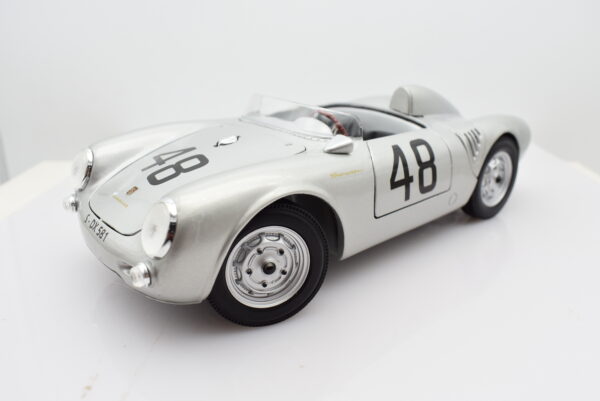 Modellino auto scala 1:18 PORSCHE 550 A SPYDER diecast modellismo da collezione - immagine 8