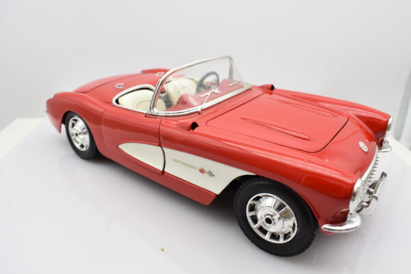 Modellino auto scala 1:18 CHEVROLET CORVETTE burago modellismo da collezione - immagine 5