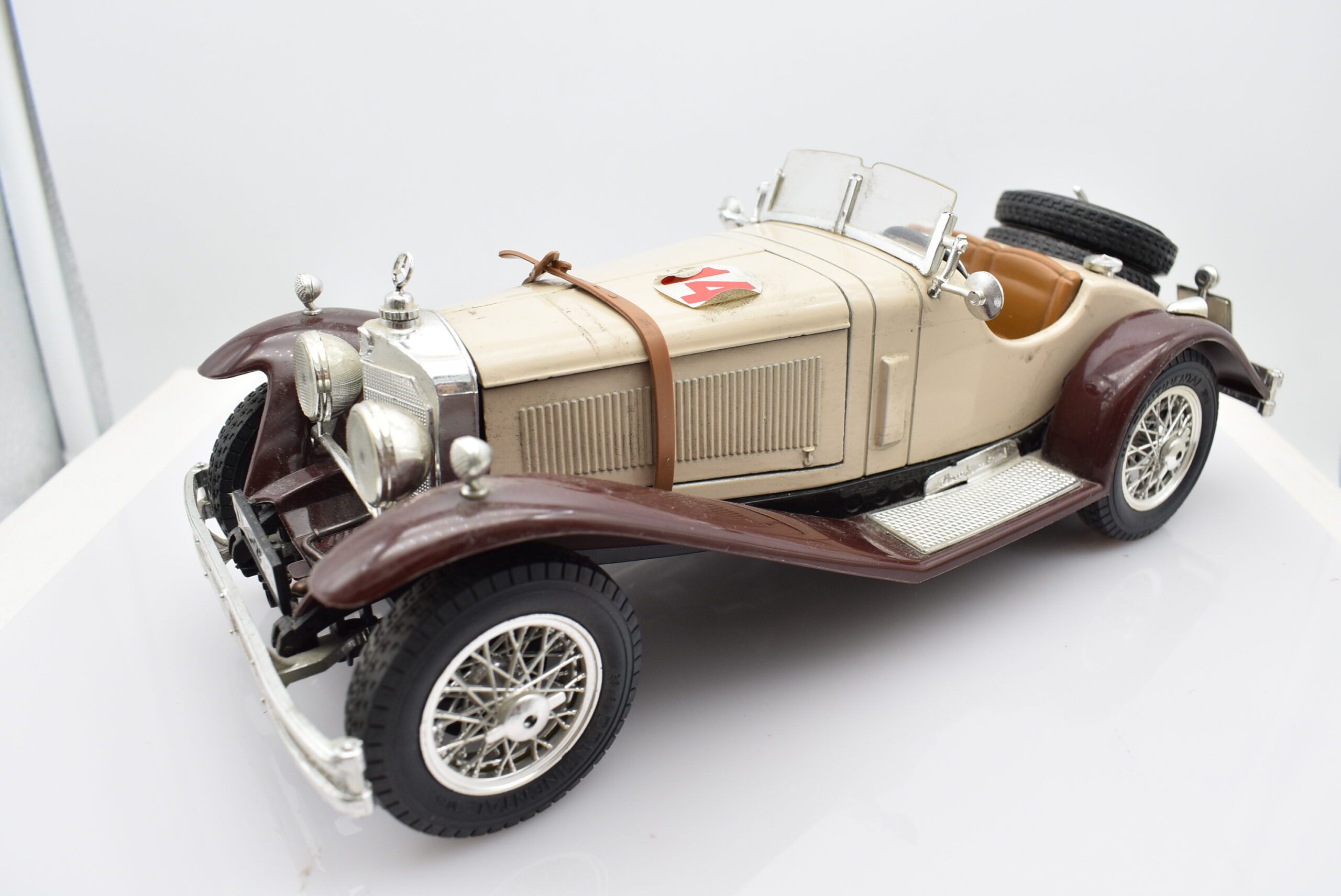 Modellino auto scala 1:18 MERCEDES BENZ SSK burago modellismo da collezione - immagine 6