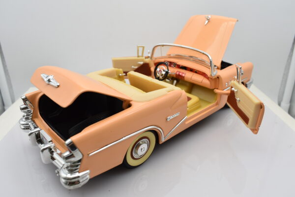 Modellino auto scala 1:18 BUICK CENTURY diecast modellismo da collezione - immagine 4