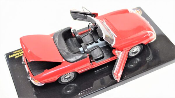 Modellino auto ALFA ROMEO 1600 SPIDER DUETTO scala 1:24 diecast modellismo da collezione - immagine 5