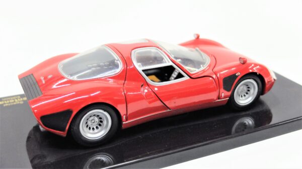 Modellino auto ALFA ROMEO 33 STRADALE scala 1:24 diecast modellismo da collezione - immagine 3