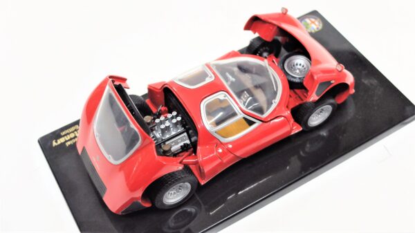 Modellino auto ALFA ROMEO 33 STRADALE scala 1:24 diecast modellismo da collezione - immagine 5