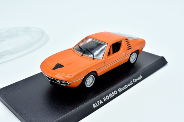 Modellino auto scala 1:43 ALFA ROMEO MONTREAL COUPE diecast collezione da edicola - immagine 2