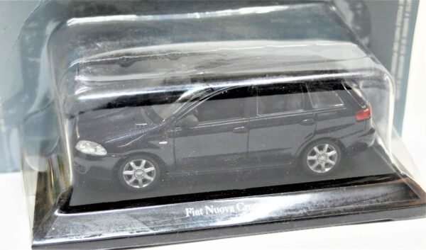 Modellino auto scala 1:43 FIAT NUOVA CROMA diecast collezione da edicola - immagine 5
