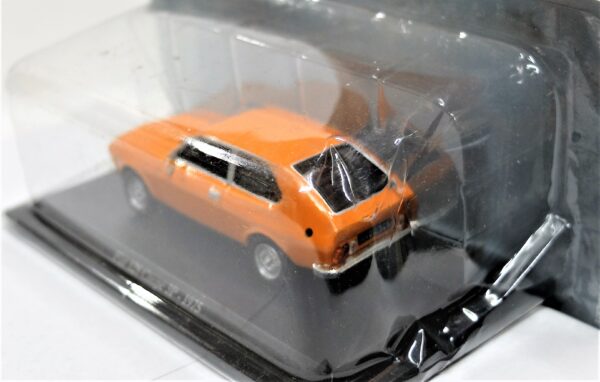 Modellino auto scala 1:43 FIAT 128 COUPE 3P diecast collezione da edicola - immagine 3