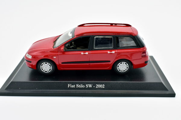 Modellino auto scala 1:43 FIAT STILO SW diecast collezione da edicola - immagine 4