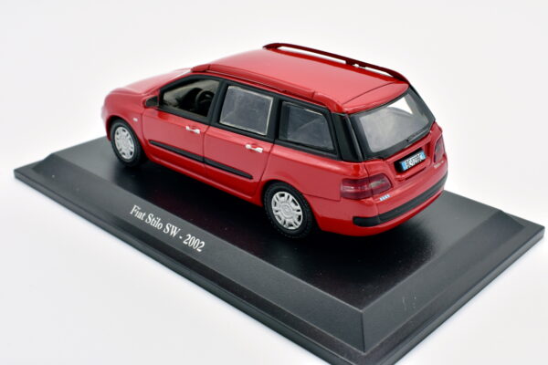 Modellino auto scala 1:43 FIAT STILO SW diecast collezione da edicola - immagine 6