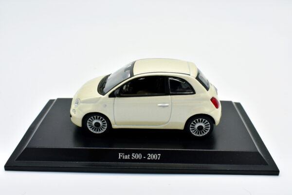 Modellino auto scala 1:43 FIAT 500 diecast collezione da edicola - immagine 2