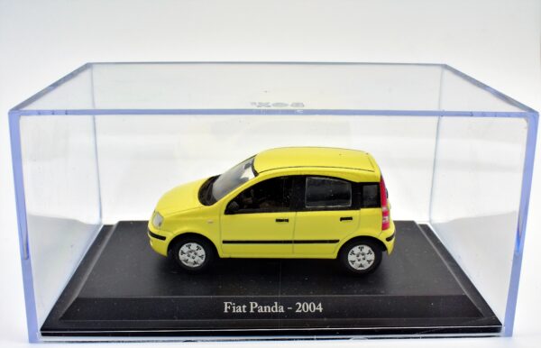 Modellino auto scala 1:43 FIAT PANDA diecast collezione da edicola - immagine 2