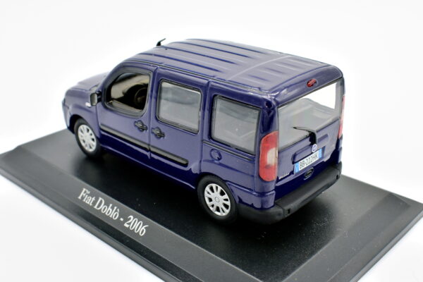 Modellino auto scala 1:43 FIAT DOBLO diecast collezione da edicola - immagine 4