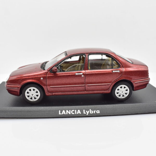 Modellino auto scala 1:43 LANCIA LYBRA diecast collezione da edicola