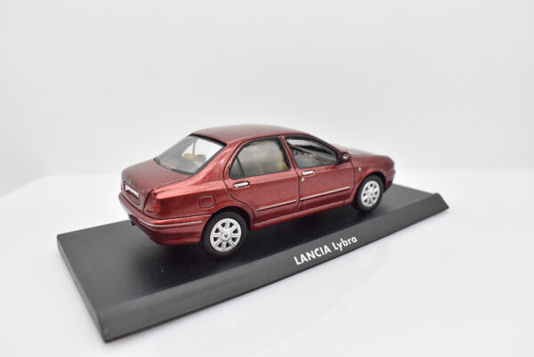 Modellino auto scala 1:43 LANCIA LYBRA diecast collezione da edicola - immagine 3