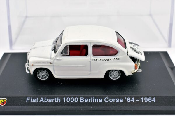 Modellino auto FIAT ABARTH 1000 scala 1:43 diecast modellismo collezione ixo