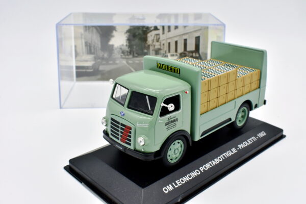 modellino auto furgone OM LEONCINO PORTABOTTIGLIE PAOLETTI veicoli pubblicitari d'epoca scala 1:43 collezione - immagine 4