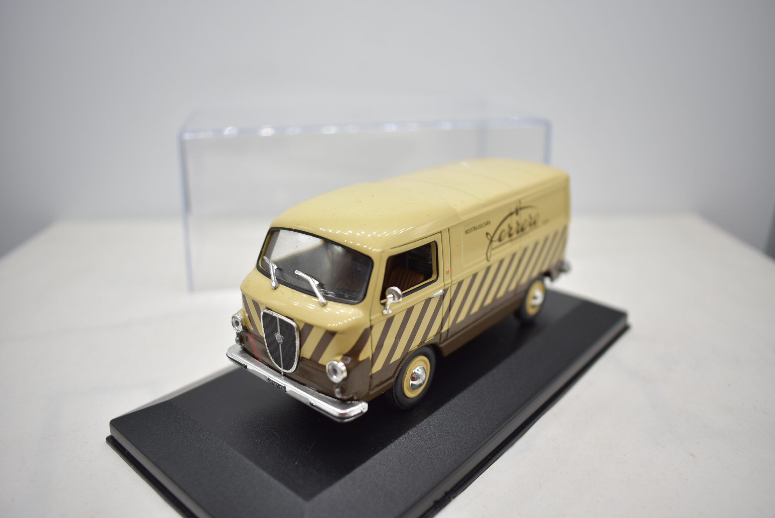 modellino auto furgone LANCIA JOLLY FERRERO veicoli pubblicitari d'epoca scala 1:43 collezione - immagine 3