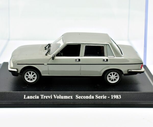 Modellino auto scala 1:43 Lancia Trevi Volumex Seconda Serie diecast modellismo statico da collezione norev - immagine 5