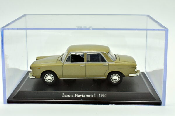 Modellino auto scala 1:43 LANCIA FLAVIA serie 1 diecast modellismo statico da collezione - immagine 2