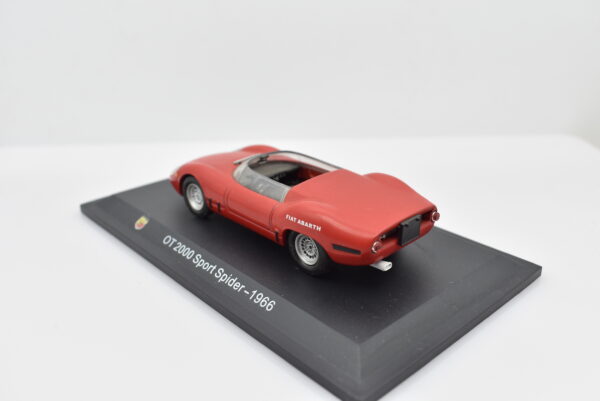 Modellino auto FIAT ABARTH OT 2000 SPIDER SPORT 1:43 diecast modellismo collezione ixo - immagine 4