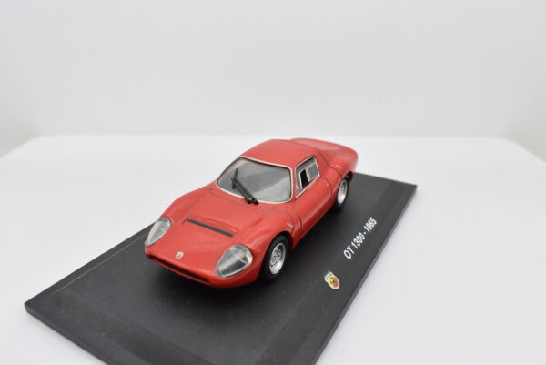 Modellino auto FIAT ABARTH OT 1300 1:43 diecast modellismo collezione ixo - immagine 3