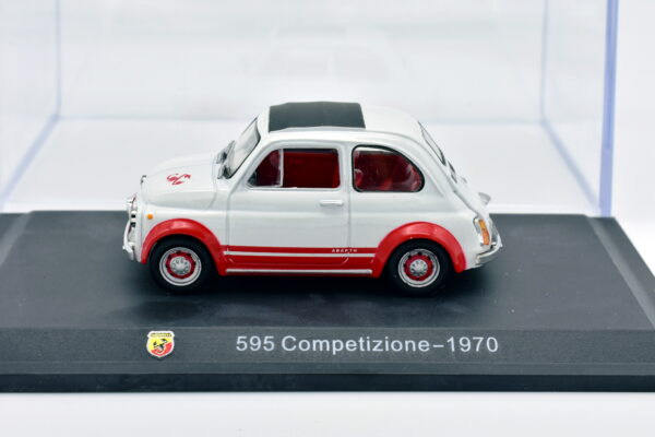 Modellino auto FIAT ABARTH 595 COMPETIZIONE scala 1:43 diecast modellismo collezione ixo - immagine 2