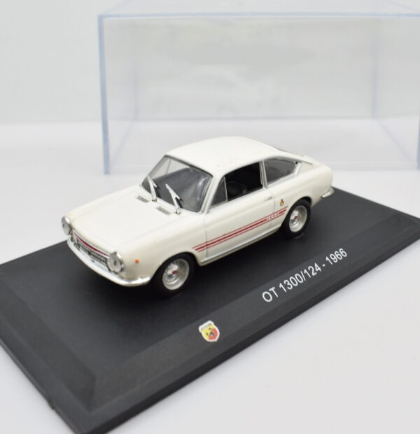 modellino auto FIAT ABARTH OT 1300 124 1:43 diecast modellismo collezione ixo - immagine 3