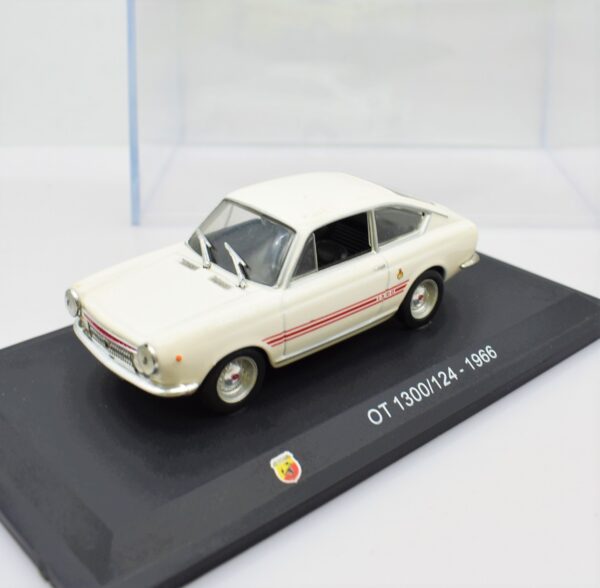 modellino auto FIAT ABARTH OT 1300 124 1:43 diecast modellismo collezione ixo