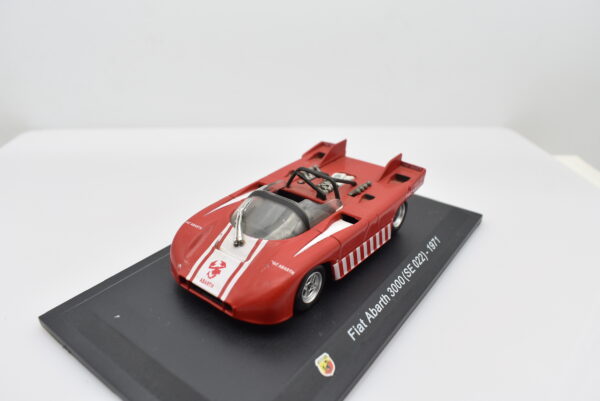 Modellino auto FIAT ABARTH 3000 scala 1:43 diecast modellismo collezione ixo - immagine 3