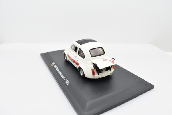 Modellino auto FIAT ABARTH 695 SS ASSETTO 1:43 diecast modellismo collezione ixo - immagine 4