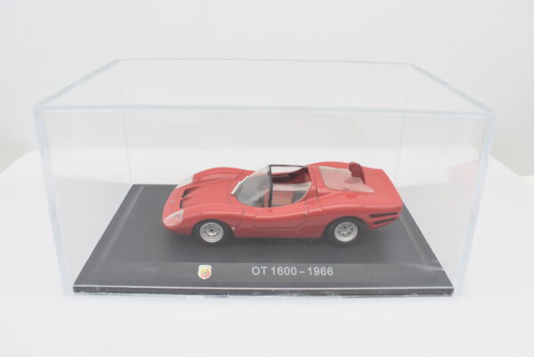 Modellino auto ABARTH OT 1600 1:43 diecast modellismo collezione ixo - immagine 5