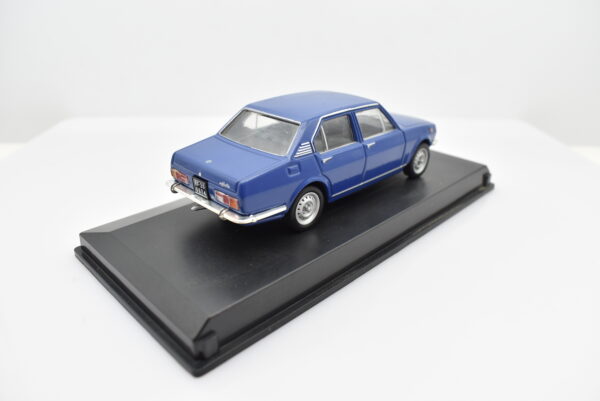 Modellino auto scala 1:43 ALFA ROMEO ALFETTA modellismo statico collezione diecast - immagine 5