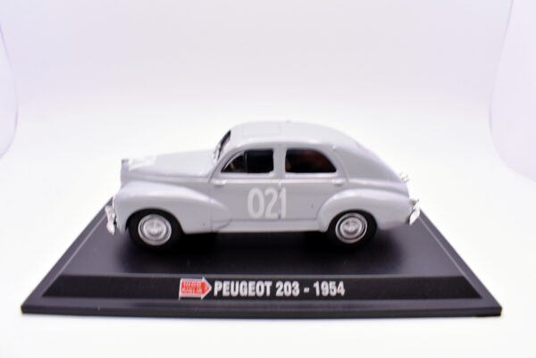 Modellini auto 1000 MIGLIA scala 1:43 PEUGEOT 203 diecast collezione ixo - immagine 2