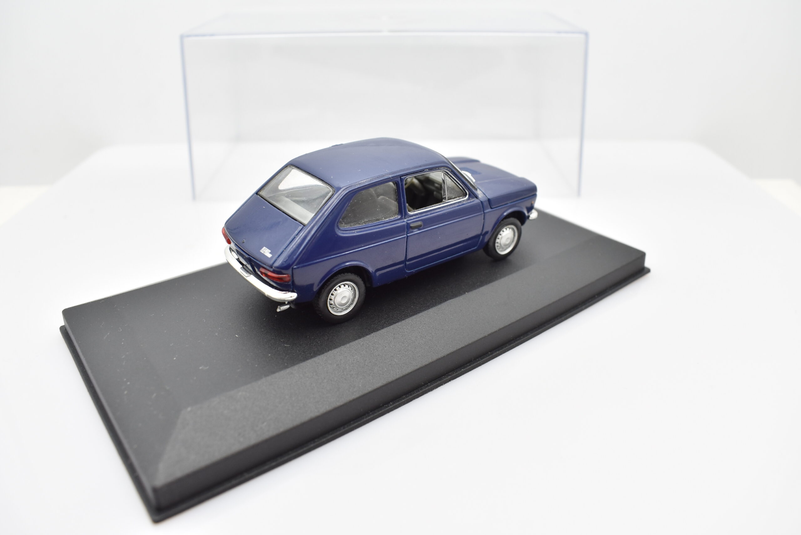 Modellini auto da collezione scala 1:43 FIAT 127 diecast modellismo statico - immagine 5