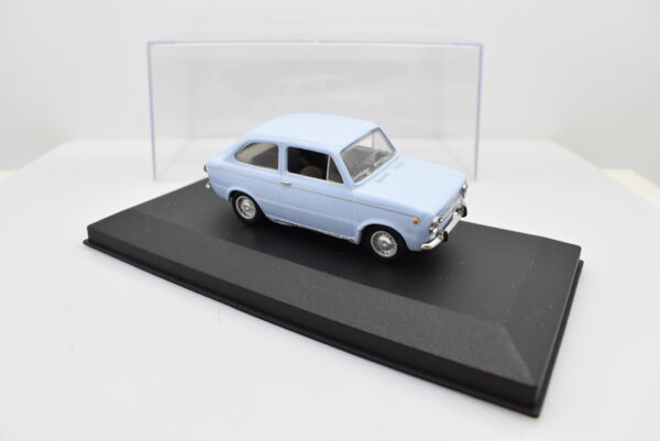 Modellini auto collezione scala 1:43 FIAT 850 diecast modellismo statico - immagine 3