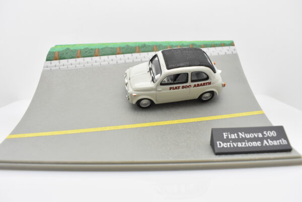 Modellino auto FIAT 500 DERIVAZIONE ABARTH scala 1:43 diecast collezione - immagine 2