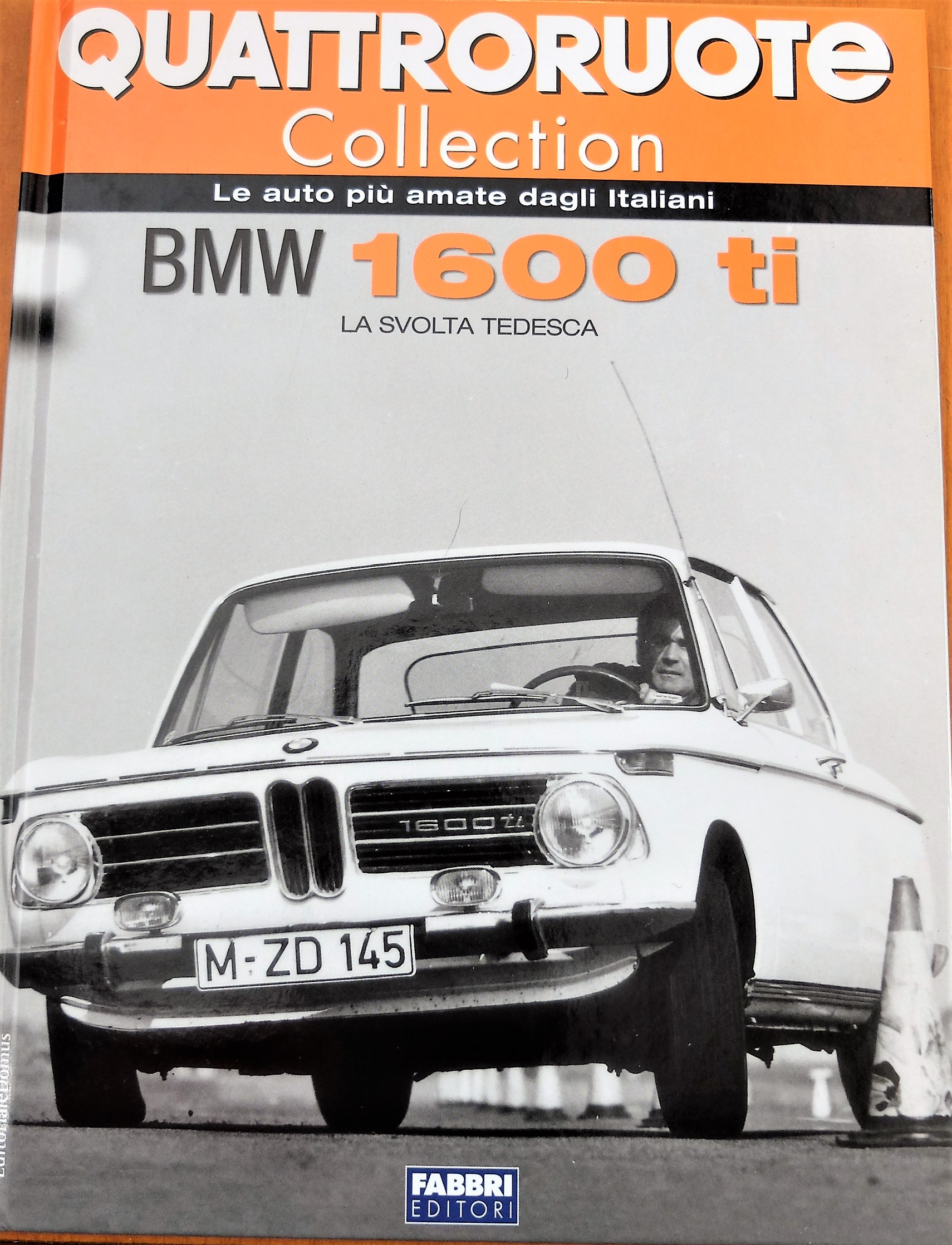 fascicolo Quattroruote Collection BMW 1600 TI modellino auto 1:24 libro book