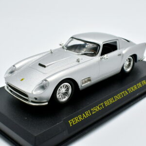 Modellini auto FERRARI 250GT BERLINETTA scala 1:43 da collezione edicola ixo modellismo diecast