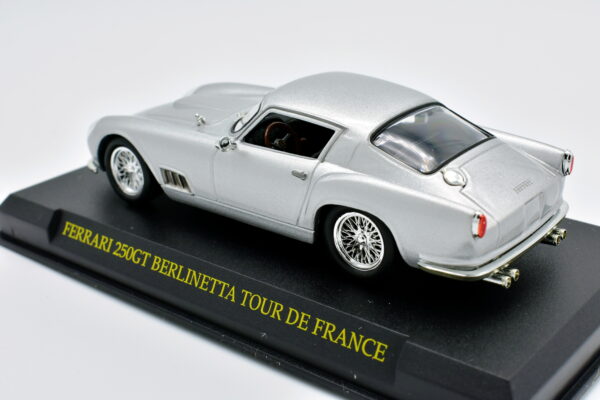 Modellini auto FERRARI 250GT BERLINETTA scala 1:43 da collezione edicola ixo modellismo diecast - immagine 4