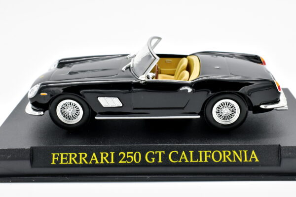 Modellini auto FERRARI 250 CALIFORNIA scala 1:43 da collezione edicola ixo modellismo diecast - immagine 3
