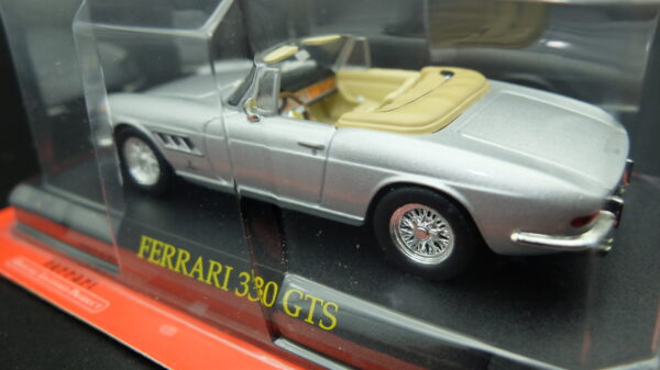 Modellini auto FERRARI 330 GTS scala 1:43 da collezione edicola ixo modellismo diecast - immagine 4