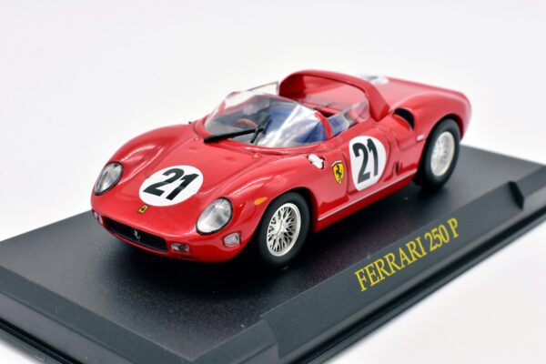modellini auto FERRARI 250 P scala 1:43 da collezione edicola ixo modellismo diecast