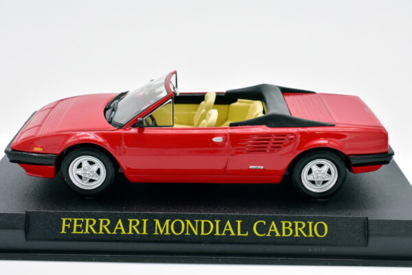 Modellini auto FERRARI MONDIAL CABRO scala 1:43 da collezione edicola ixo modellismo diecast - immagine 3