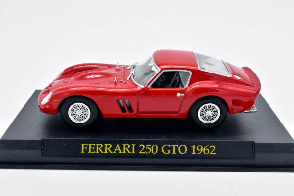 Modellini auto FERRARI 250 GTO '62 scala 1:43 da collezione edicola ixo modellismo diecast - immagine 3