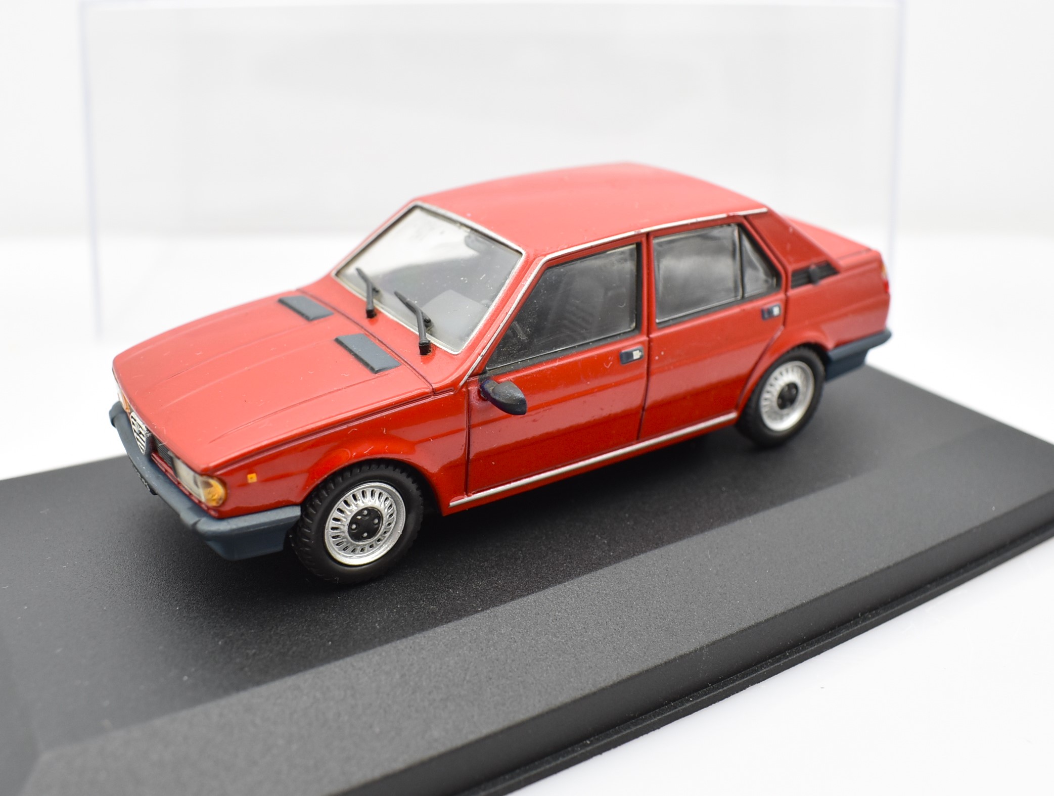 Laudoracing Models Modellino Alfa Giulietta Modellini Auto Scala